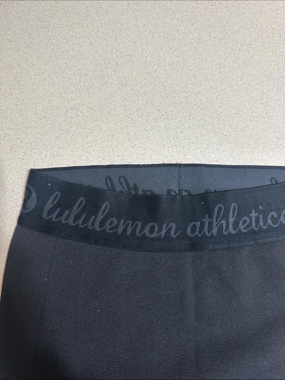 lululemon athletica Black Performance Leggings - Picture 2 of 4
